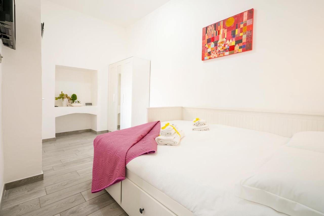 I 20 Archi Apartments Monopoli Exterior photo